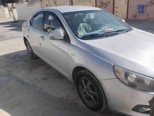 سلاوى خواتان لى بيت ئه و جاكه بؤ فروشتن مؤديل 2012 مه كينه زنجير گيڕعادى بى بؤياخ سه نه وى تاكو 2030تازه يه به ناوى خؤمانه چوارتايه ى تازه يه تندوو تؤله به شه رتى گيڕو مه كينه و ته حويلوغرامه نرخى 69$ مه حامه له يه كى كه م *********** فايبه رم له سه ر ئه وره قه مه هه يه رانية
