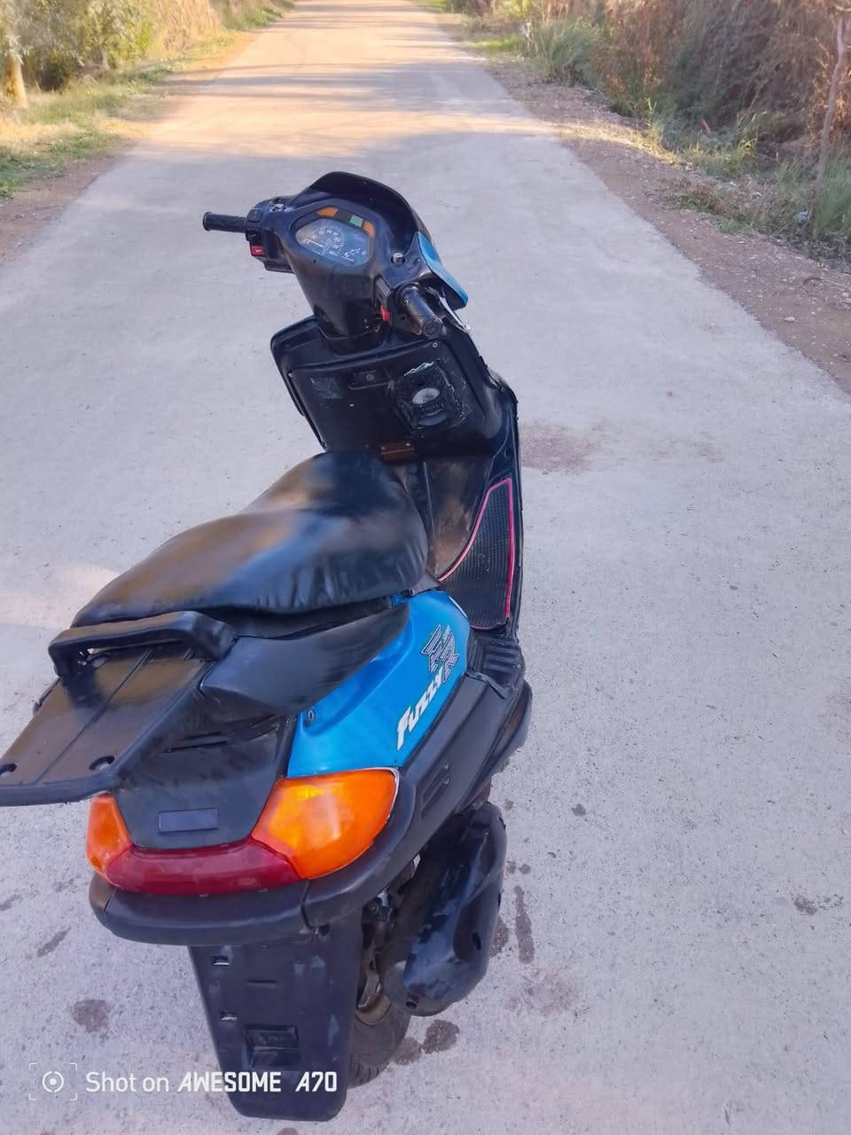 سلام عليكم دراجة فراشة فحل ياباني .. شغالة سلف وهندر سعر 340 بس بيها مجال بسيط. 

مكاني ديالى المقدادية شهربان 
للاسفسار راسلني خاص ( الخاص مفتوح ) 
او الاتصال ***********
