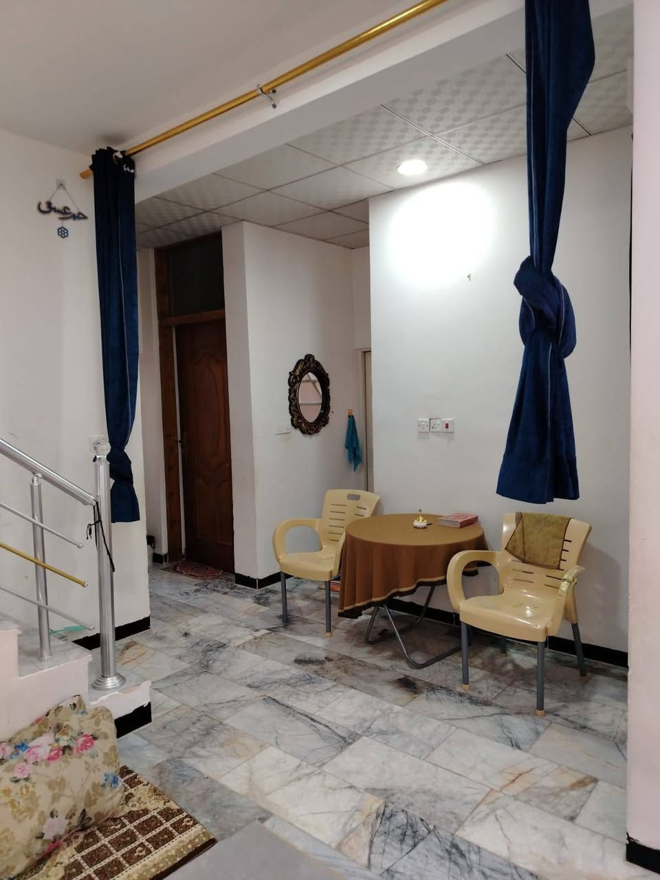 السلام عليكم ورحمة الله وبركاته 🌹
🏠 (البيت للبيع)
📍 الموقع: كربلاء – مجمع السلام السكني
قرب مستشفى التركي مقابل علوة الحر النموذجية
📄 الطابو: صرف
📌 المرحلة الثالثة
📐 المساحة: 200 متر
✨ تفاصيل البيت: ▪️ 3 غرف نوم
▪️ استقبال
▪️ مطبخ
▪️ صحيات عدد 2
▪️ حديقة
▪️ منور عدد 2
💰 المطلوب: 40 مليون
💰 السعر الكلي: 170 مليون وبيها مجال
📞 للاستفسار والتواصل: ***********
📱 اتصال وواتساب
