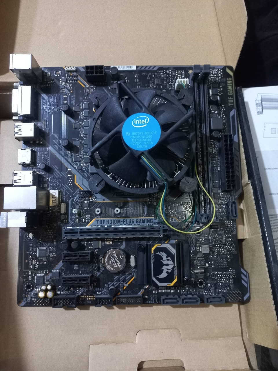 السلام عليكم 
كرت شاشة  nvidia geforce GTX 1060 6G 
معالج جيل ثامن CORE i5 8400
مذربورد Tuf H3IQM-PLUS GAMING

استعمال نظيف اخو الجديد والمعالج هو والمروحة مالتة يبقى البورد يحتاج بس رامات
مكاني بابل حلة 
اي شي تحتاج صور اضافية  راسلني سبب البيع تطوير للبيسي


**إذا كنت صاحب هذا الإعلان وتريد حذفه لأي سبب، رجاءا أرسل رسالة إلى الدعم الفني**