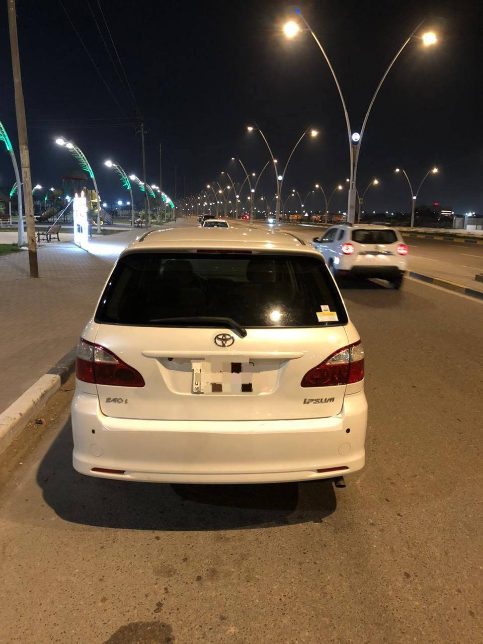 سلام عليكم 
ابصم كرستال توويل اصل 
(مديل 13 شاصي 17 رقم بصره دولي بسمي هزه جديده شرط،تحويل ) سياره استعمال شخصي شرط،لاخط ولاعبريه. جاهزه من كلشي 
سياره كفاله ضربه تبديل محرك كير حداده تبريد
تخم تاير 
تحكم سترن 
حساسات كامرة خلفية 
داخل بيجي، 
مكان سياره بصره قبله قرب بريدالقبله 
للاتصال رقم 📱 
***********
