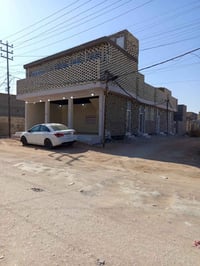 محلات وشقة • شارع المطار • وارد ٦٥٠