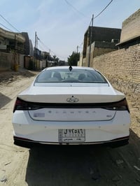 الانترا 2021 خليجي سياره للبيع وسياره مو حره مطلوبه مصرف بعد سنه وتخلص...