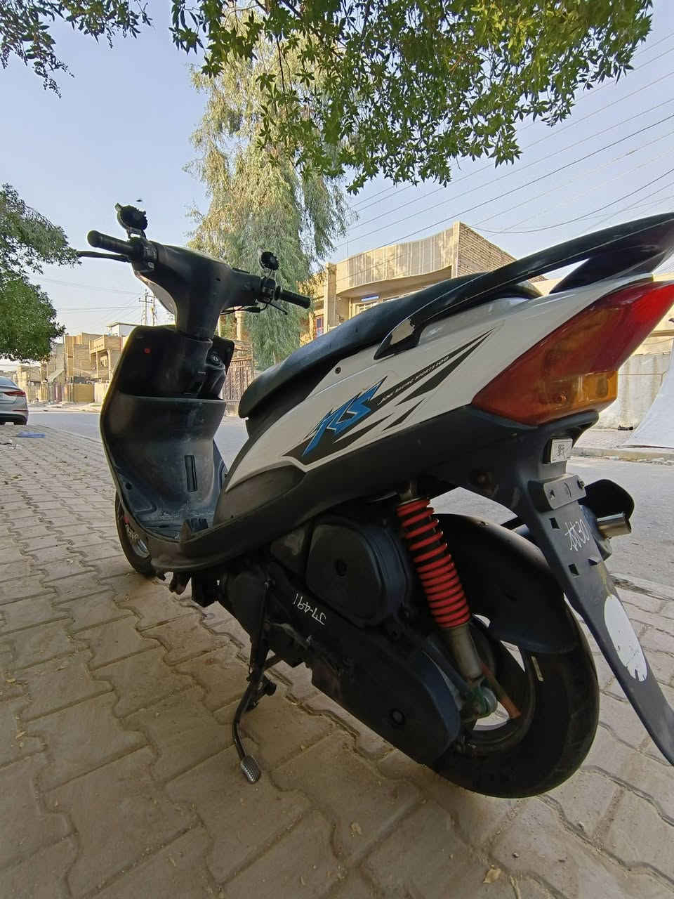 السلام عليكم شباب
للبيع دراجه ماكس عدله  مكينة مكفولة 
الدراجه كلش نضيفة منزلها رمبة على ايدي 
 الدهن ادير الها فقط  امزويل من الوكيل Masat Al Jud  ماسة الجود  
مكاني بغداد الحسينية الراشدية 
السعر 650 بيها مجال بسيط 
***********
