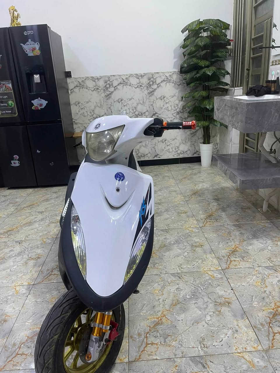 سلام عليكم دراجه ماكس للبيع دراجه نضيفه وشلعه ومعدل دراجه بيها بس الواير مال سكليتر عطلان باتري جديد ودراجه ما متعوبه درجه سعرها 400 وبيها مجال حك جيه راح خلي رقمي وشراي يتصل ***********
