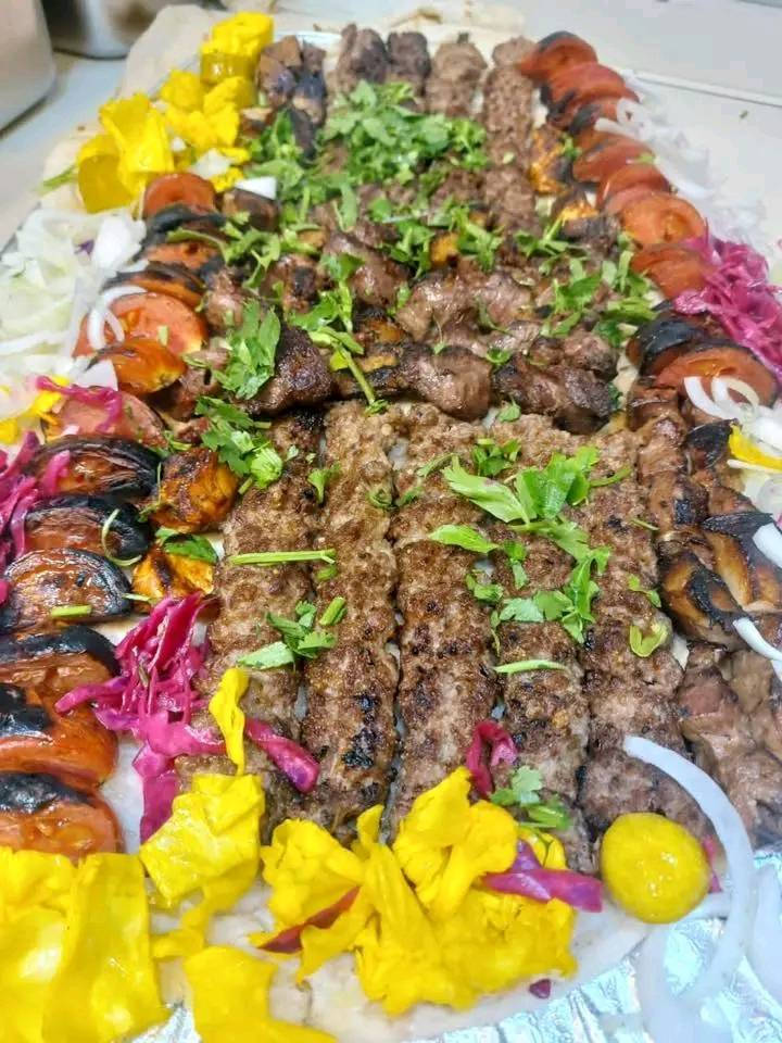 جوعان لاتحتار  متوفر خدمة توصيل لكل مكان
تكه /كباب/معلاك /اجنحه /تكه دجاج /كباب دجاج/جلاوي 

متوفر صواني مشكل صينيه ب٢٥ توصيل مجاني 

امنه كل لحم عراقي 
@إشارة
علي عباده الجنابي


**إذا كنت صاحب هذا الإعلان وتريد حذفه لأي سبب، رجاءا أرسل رسالة إلى الدعم الفني**