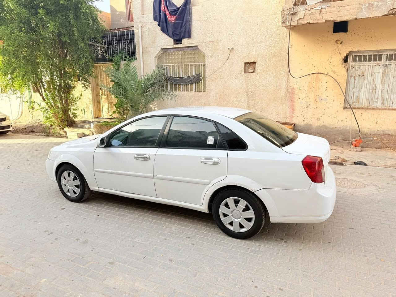 السلام عليكم
للبيع اوبتره مديل 2010 رقم مثنى انكليزي بأسمي  سنويه لل2028 
كير محرك خير من الله تبريد ثلج حداديه جديده تخم تاير جديد كهربائيات  سياره جاهزه  واحله من صور  مكان السياره السماوه المركز 
السعر 63
 للاستفسار ‏‪0782 416 3452‬‏
