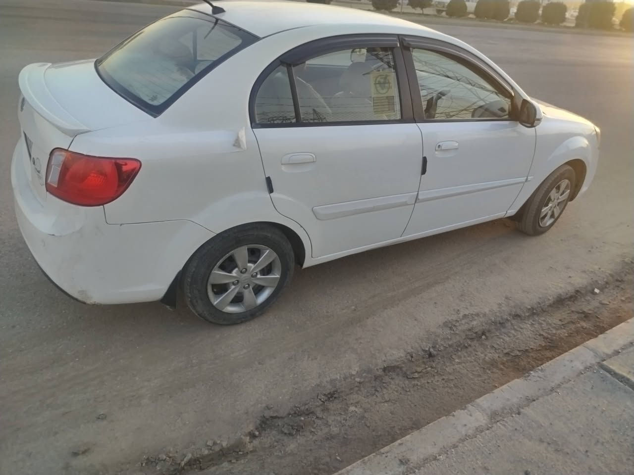 كيا ريو للبيع موديل 2012 كير محرك شرط تبريد شغال شرط التحويل سياره بيها ملاحضات بدون دواخل بيا صبغ بالبوند والباب الخلفي ربع صبغ جاملق شبر للستفار الاتصال على الرقم ***********
