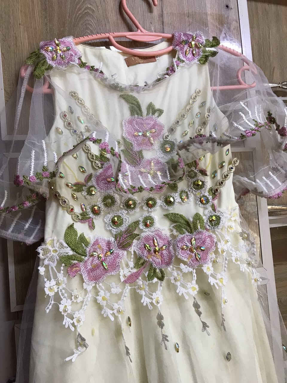 فساتين قصيره وطويله نوعيه اصليه كلش نظيفه


**إذا كنت صاحب هذا الإعلان وتريد حذفه لأي سبب، رجاءا أرسل رسالة إلى الدعم الفني**