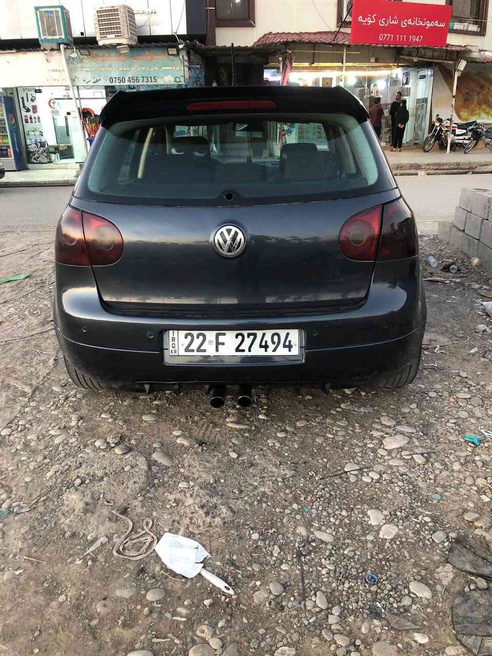 سلام عليكم 
كولف ٢٠٠٦🚙
رقم ربيل  مكينه وكير كورلا ٢٠٠٠ الكير يئخر ثواتي يرادله برمجه 
وبيه نواقص بصيطه 
          السعر ٥٣ 💸وبيه مجال 
المكان بغداد الشعب 
☎️***********
