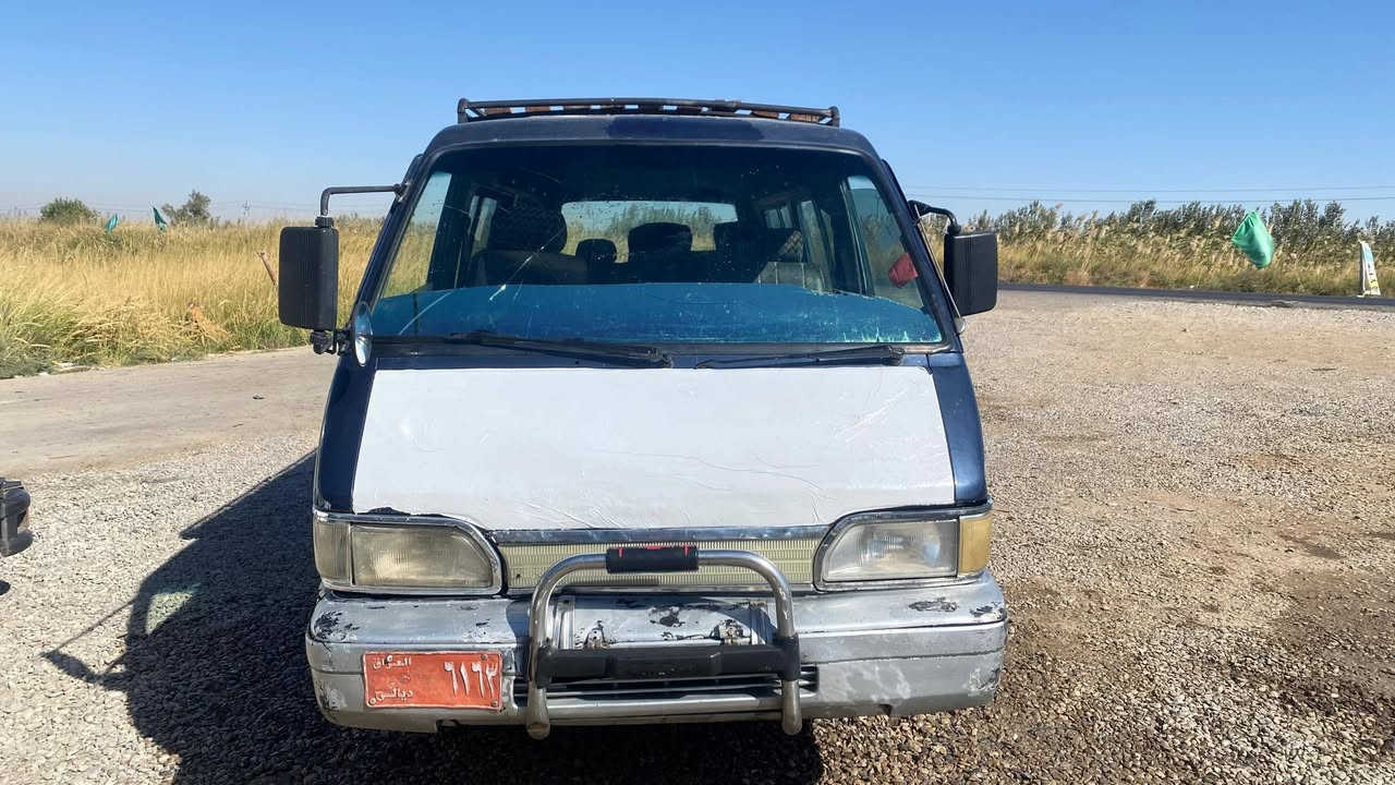 سلام عليكم كيه بسته البيع موديل 93سياره نضيفه خير من الله مكفوله محرك وكير واكسل تايرات نص عمر السياره مطلوبة فقط هيه السعر 23وبيه مجال الرقم ***********
