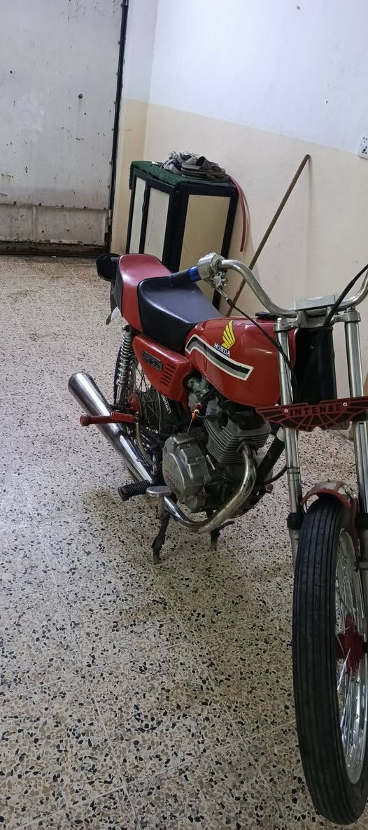 سلام عليكم دراجه بارت للبيع نشاط فول مكينه نار سعر 330بيها مجال للطيبين رجان لموشراي يعبر المنشور مكاني باب شمس كراج شمال


**إذا كنت صاحب هذا الإعلان وتريد حذفه لأي سبب، رجاءا أرسل رسالة إلى الدعم الفني**