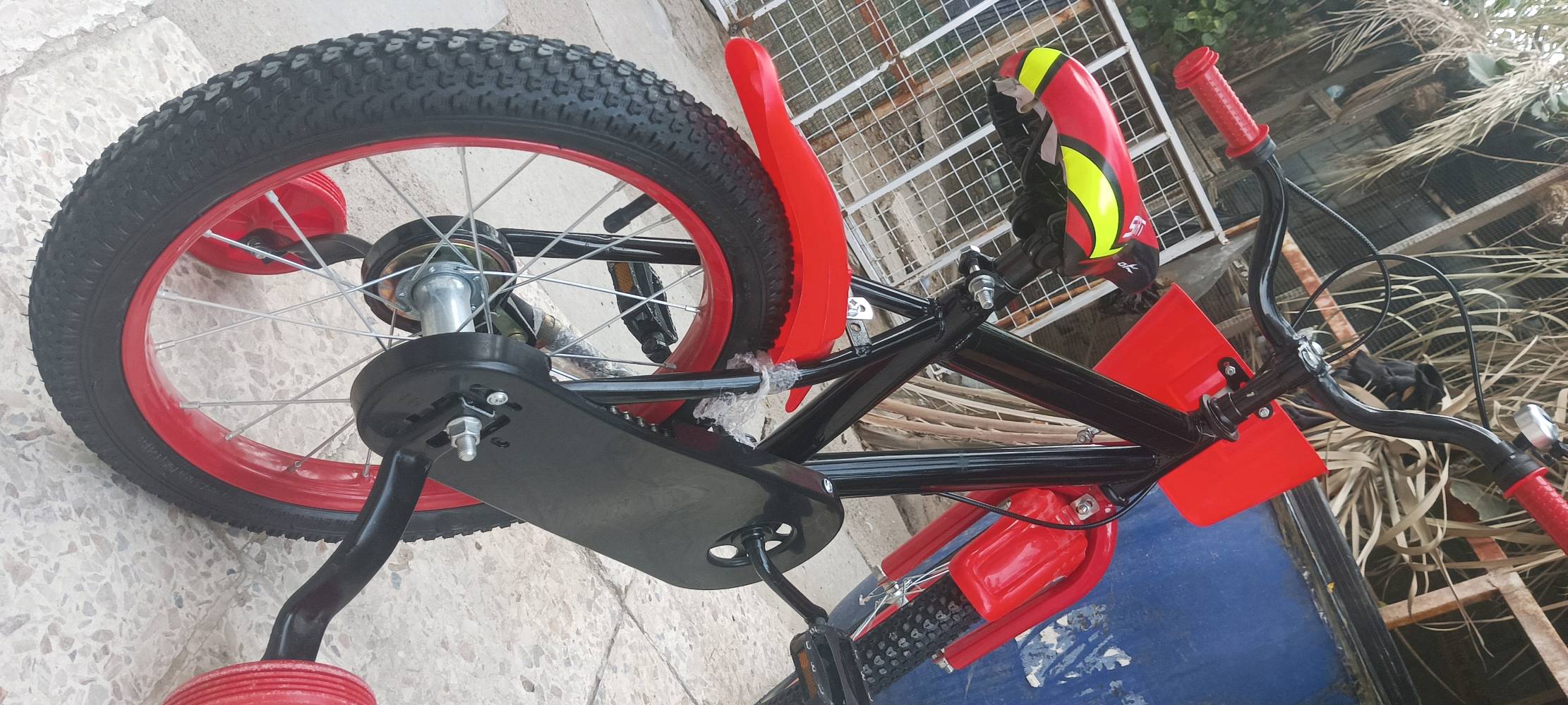 بايسكل جديده توه مشترينه 65 صارله يومين من ماخذينه...  رايدينه50 بالعافيه ع يأخذه...
سبب حجم اكبر من عمر طفل....
 تصال أو ستفسار***********...
 خور الزبير شارع المصافي 