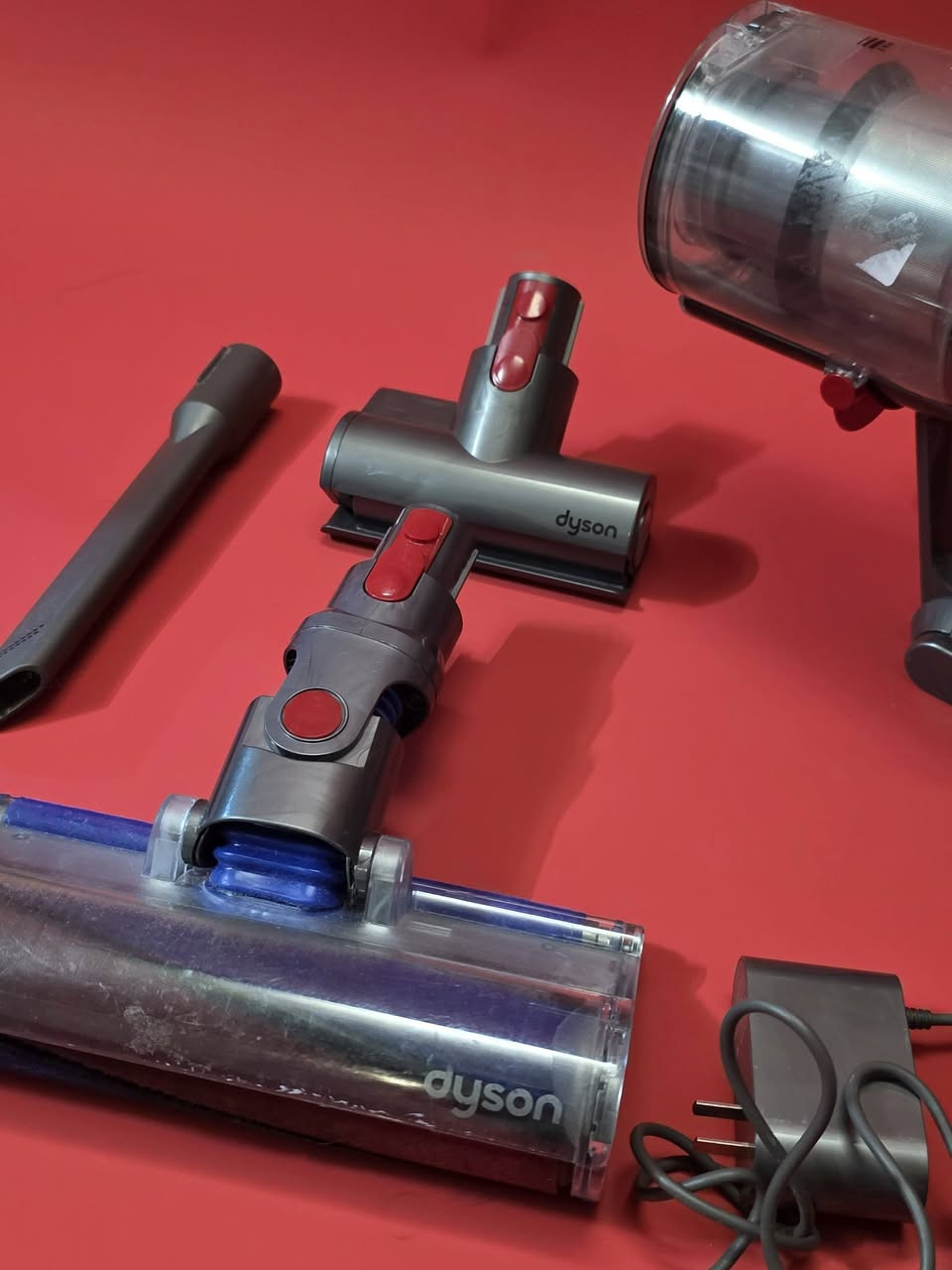 Dyson v10 
كامل ملحقات 
مضبوط و مابي ايي مشكيلة 
سعر نهايي 170 الف 

توصيل موجود الجميع مناطق العراق


**إذا كنت صاحب هذا الإعلان وتريد حذفه لأي سبب، رجاءا أرسل رسالة إلى الدعم الفني**