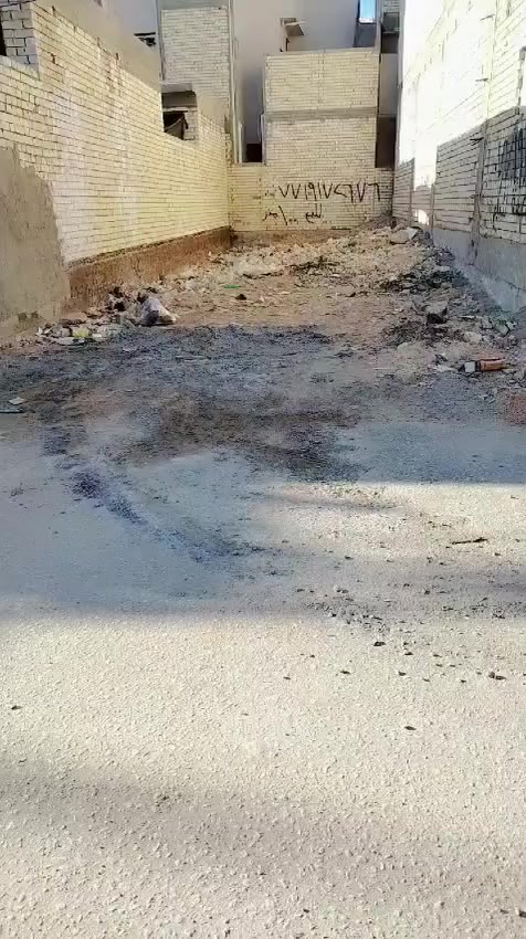 قطعه ارض في كربلاء حي العباس السايدين  مساحة 100متر واجهيتها 5ونص ونزال 19ونص طابو زراعي سند 25اقرار محكمه  مدخلها من عمود 25طريق بغداد علما ان القطعه الوحيده مامبنيه كافه الخدمات متوفره تبليط للباب ماء كهرباء عرها 66وبيها مجال ان شاء الله عرض الشارع 8متر


**إذا كنت صاحب هذا الإعلان وتريد حذفه لأي سبب، رجاءا أرسل رسالة إلى الدعم الفني**