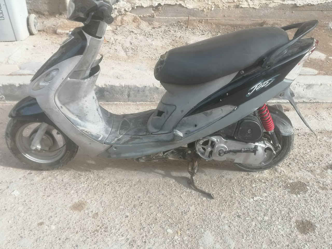 ماكس منغولي دراجه نضيفه طفت ماعرف شنو سبب الطفيه ابيع كوم حديد

ناصريه مركز ***********
