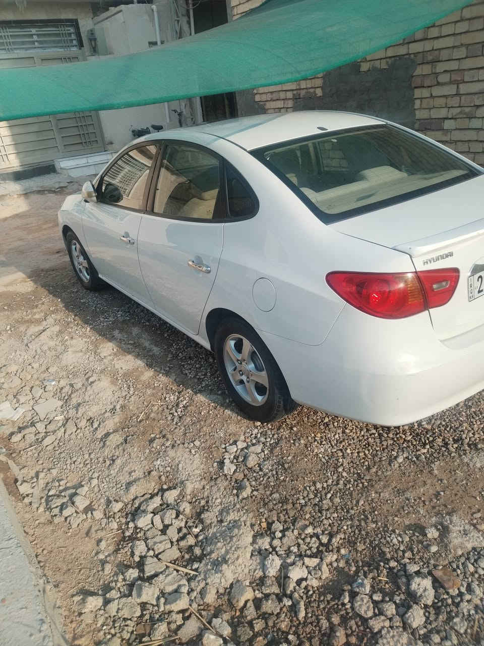 سلام عليكم للبيع هونداي لنترا خليجي فول موصفات مكينه ٢٠٠٠رقم أربيل دولي مديل 2010بنيد صبغ وشبر بلجاملغ لامامي بدون دواخل مكان كربلاء لسعر 112ورقه ***********
