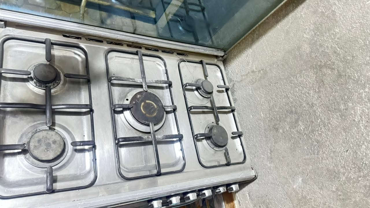 مكيف عدد 2شرط الشغل 250
طباخ شغال ونضيف 250
مبرده 175
طباخ منضدي شغال 120


**إذا كنت صاحب هذا الإعلان وتريد حذفه لأي سبب، رجاءا أرسل رسالة إلى الدعم الفني**