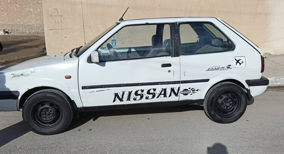 نيسان تك باب كير محرك ماشالله كهربايات كلها شغاله داخلها نضيف تايرات جداد شرط التحويل من الشرعي سنويه خضره السعر 15
للاستفسار ***********
