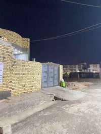 بيت للبيع طريق بغداد حي القصور مساحة البيت ٢٣٠متر مكون من دوانيه+ مطبخ...