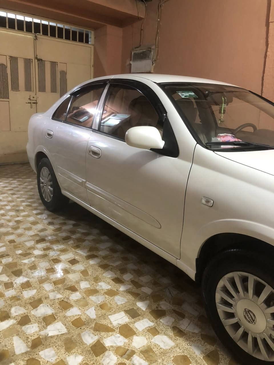 السلام عليكم ورحمة وبركاته
نسيان سني كوري للبيع 
2012 رقم نينوى 
تبريد ثلچ مال واحد جناي 
كير ومكينة مكفولة شرط
 صبغ  نصف بونت بدون دواخل 
دوشمه جديد كهربائيات شغاله 
سياره خير من الله وبركاته ***********  واتساب
مكاني موصل / حي النور 
السعر 107
