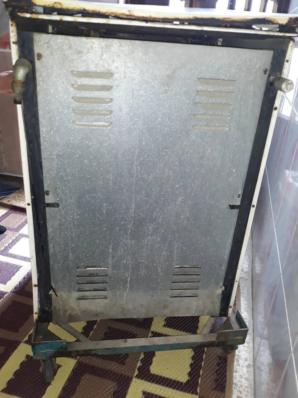 سلام عليكم عند طباخ مستعمل الي يريده يجي خاص


**إذا كنت صاحب هذا الإعلان وتريد حذفه لأي سبب، رجاءا أرسل رسالة إلى الدعم الفني**