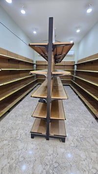 رفوف حديد • ١٠٠كيلو • البصره