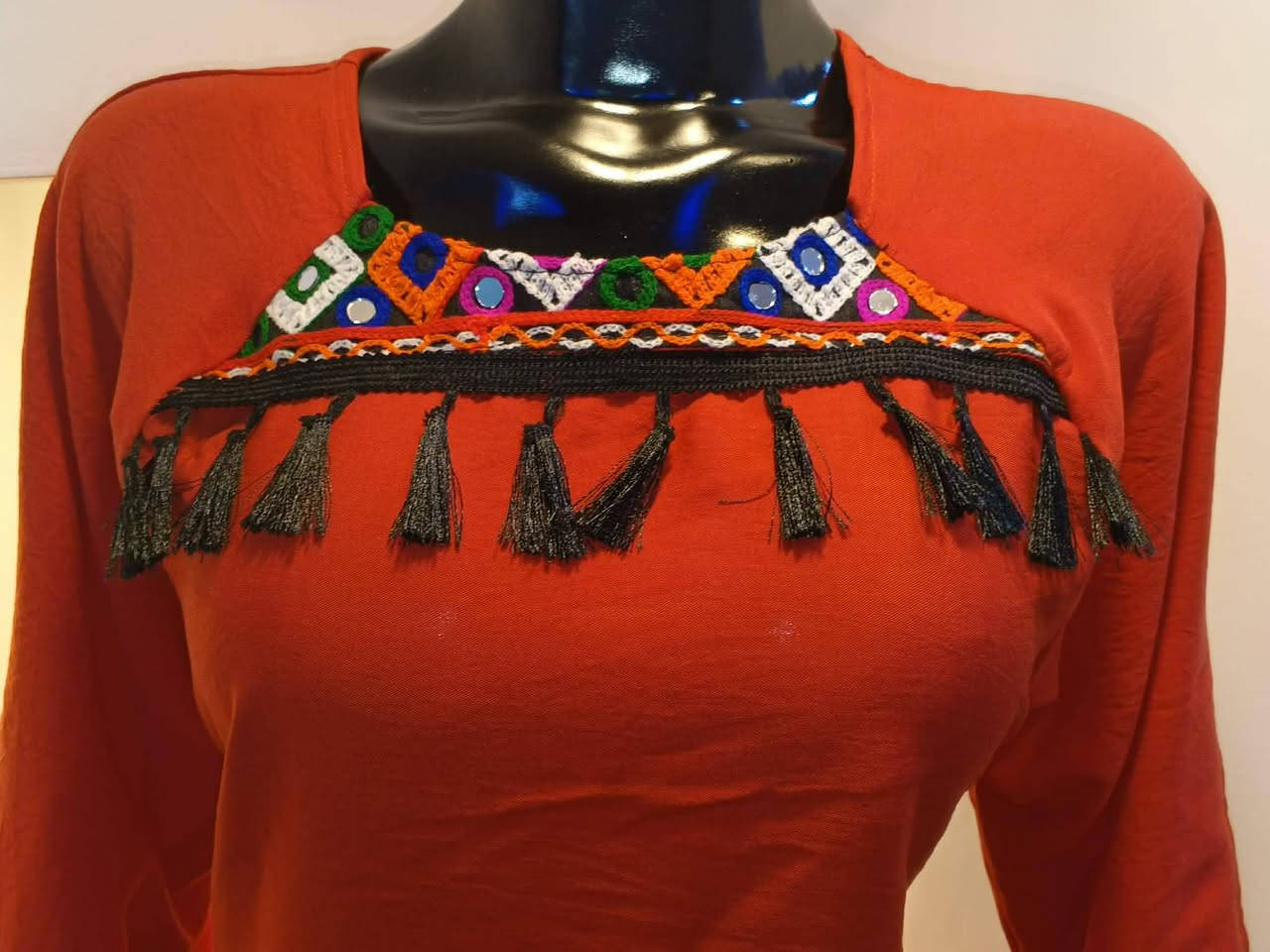 مرحبا حبايب قلبي شلونكم ♥️♥️

جايكم العيد وتردين فصالات حلوه وانيقه
وبنفس الوقت اسعار مناسبه
شوفولي الجمال يم الضحى للخياطه  فصالات تجننن
وحسب الطلب  متوفر توصيل 👌🤗🤗


**إذا كنت صاحب هذا الإعلان وتريد حذفه لأي سبب، رجاءا أرسل رسالة إلى الدعم الفني**