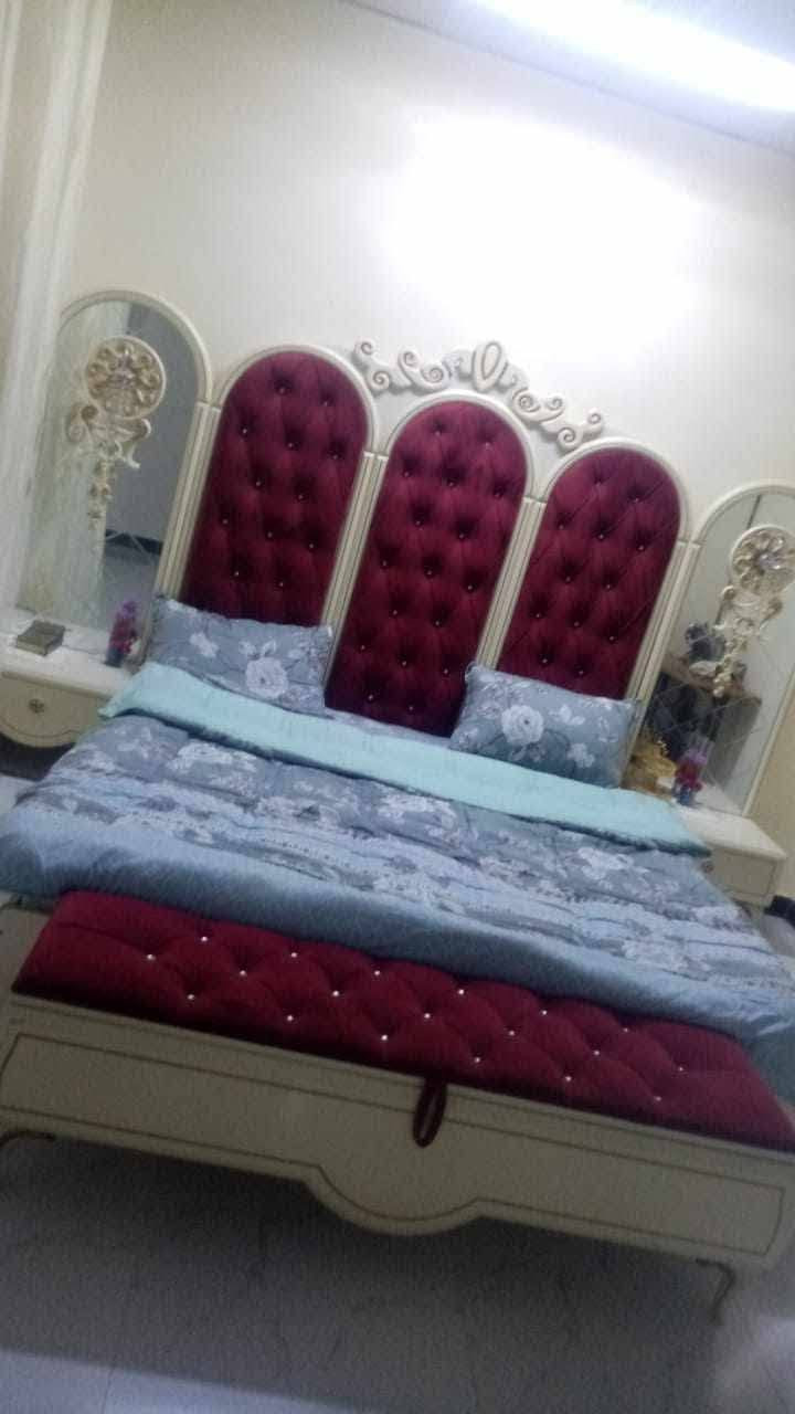 السلام علیکم غرفه ترکیه 7 قطع عنواني حي ميلاد شارع عشرين قرب الطاقه السعر خاص للاستفسار واتساب او اتصال ***********
