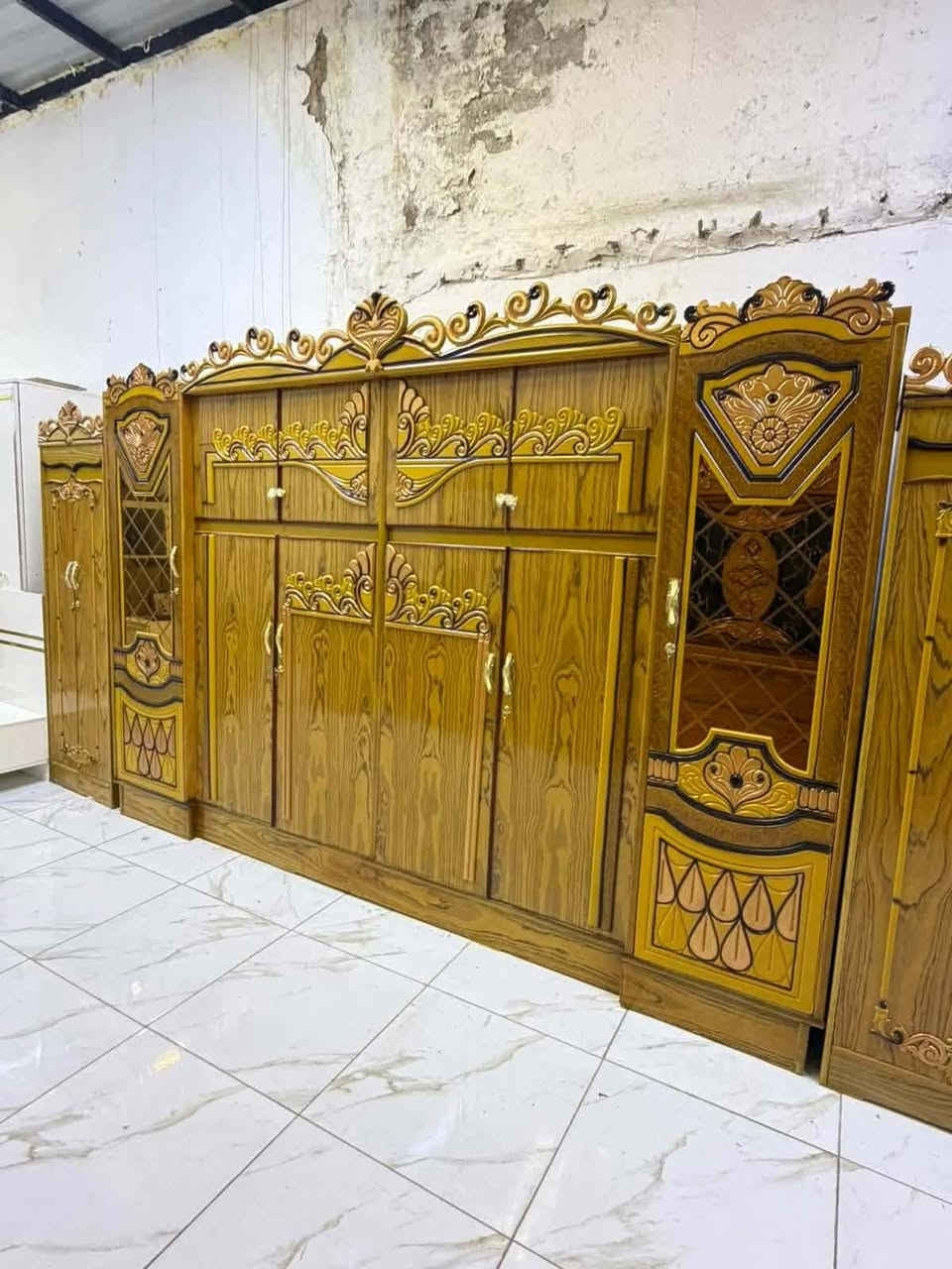 غرفه جديد غير مستخدام طك كرتون شغل وسط سعرها 775للــتواصل علـى الـواتـســاب فقط غير متواجده ماسنجر ☎️***********
