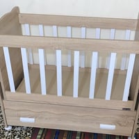 سرير اطفال • جديد • الثعالبه