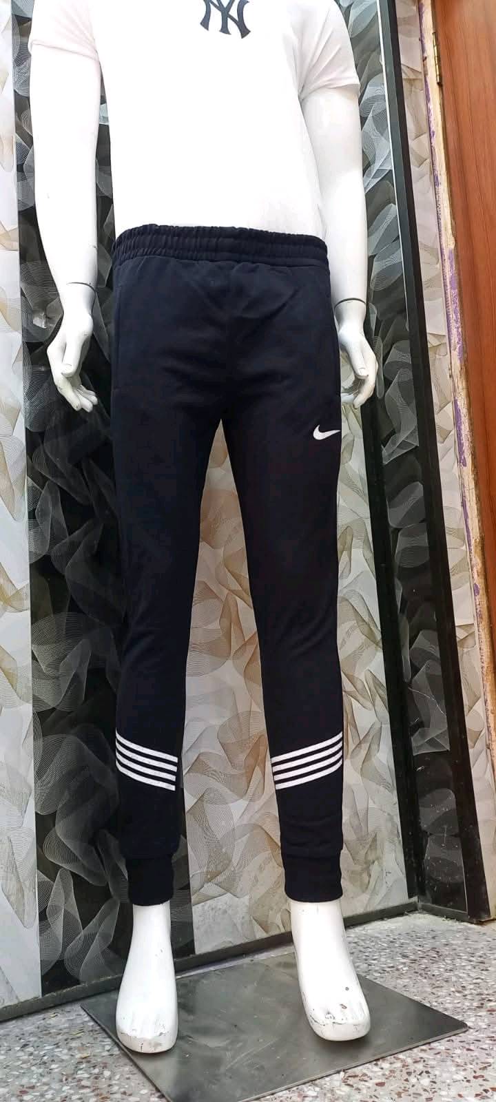 متوفر بجامة تركي صيفي خفيف
القياسات S/M/L/XL/XXL
سعر القطعة 8 الف قطعتين 15 الف
متوفر توصيل بغداد والمحافظات 5 الف
للطلب ***********