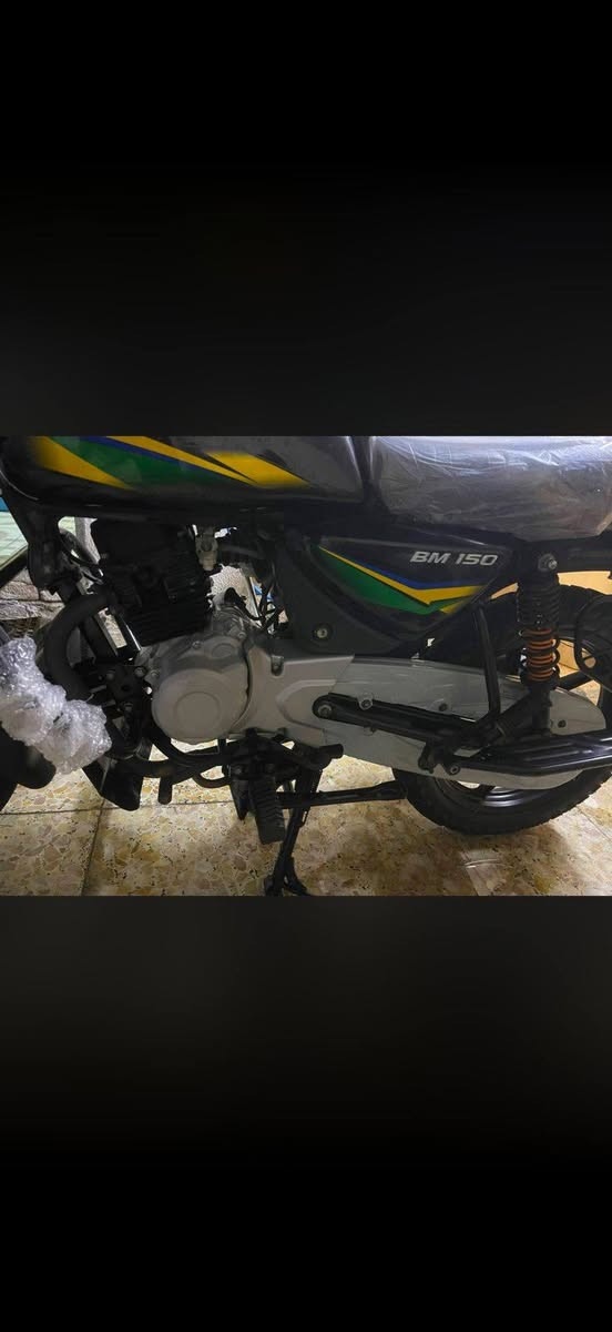 سلام عليكم بوكسر للبيع موديل ٢٠٢٢مال بيت كفاله عامه معدل فول خير من الله رقم بصره تحويل سعر خاص  780 989 6845
