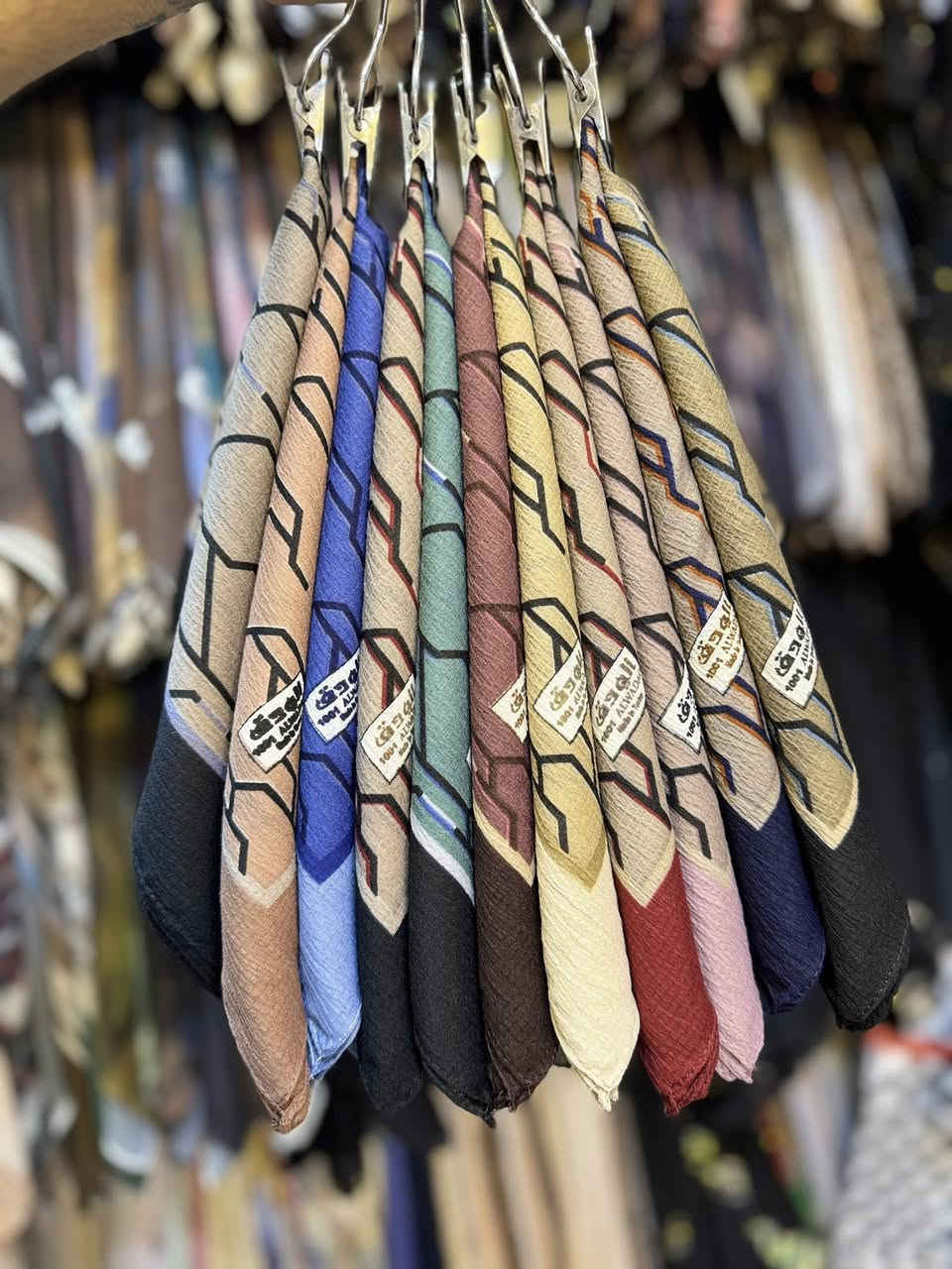 جديدنا 

ربطه قطني فيتس متر 

متوفر بعدة نقشات 

من ماركة الودق الاصليه 

العنوان السماوه منتصف سوك المسكوف مقابل عطور حيدر المركزه مجاور كوزمتك عدنان حنوش سيد احمد للشالات


**إذا كنت صاحب هذا الإعلان وتريد حذفه لأي سبب، رجاءا أرسل رسالة إلى الدعم الفني**