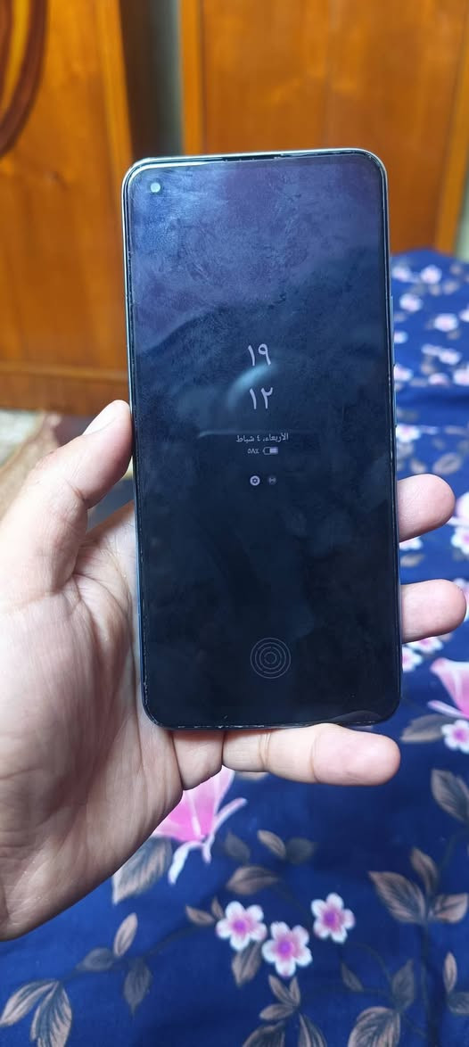 جهاز ريدمي للبيع نظيف ذاكرته 128 السعر 90 مكاني مدينه الصدر ***********
