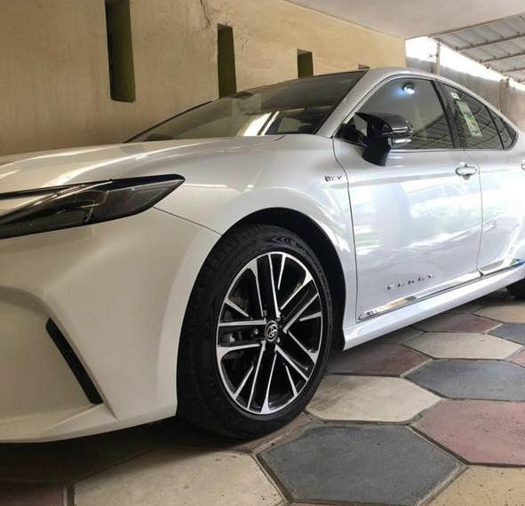 TOYOTA CAMRY — 2025
فئة LE — فل كامل (واحد ع واحد)
الممشى: 8,000 كم
وكالة عبد اللطيف
السعر: 28,500$
مرقم بغداد
الرقم : ***********‬
