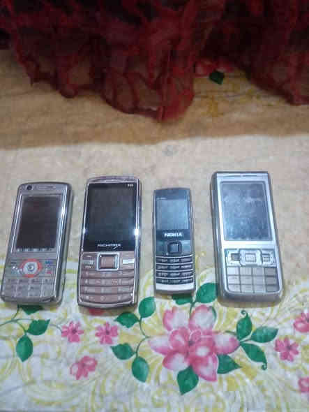 السلام عليكم كلهن سعر ١٥٠ شغال عاطل فحم واضحه الصور شلع ابيعوهن مكان بغداد *********** مفرد مابيع
