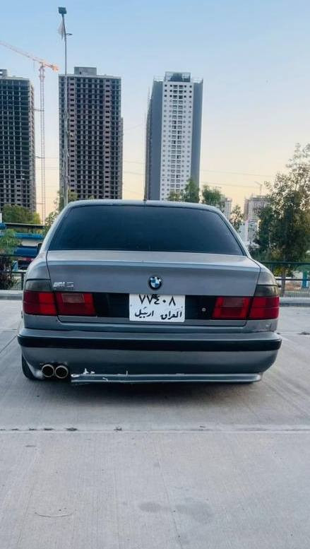 سلام‌علیکم ورحمةالله
کوردی✍️ و عربی✍️

بی ئیم BMW 5250 بۆفرۆشتن

- مۆدێل 1993 ژمارەهەولێرە

- فول مواسەفاتە گێڕعادیە

- پێشی کەپسە 1 چاملغی دواوەی گۆڕاوە

- غەڕامە 900 دۆلاری لەسەرە

- سەیارەیەکی زۆرجوان و بێکێشەیە ژمارە هەولێرە گێڕومەکینە و تەقەوڕەقە و بەناوکردن و هەمووشتێکی بەشەرتە

- نرخی 53 وەرەقەیە و معامەلەیەکی برایانەشی تێدایە
شوێن هەولێر
۰۷٥۰۳۷٤۳۰۳٦
کۆڕەک ڤایبەر واتساپ
----------------------------

عربی✍️

سیارە بی ام ٥۲٥ BMW للبيع

- مودیل ۱۹۹۳ رقم‌اربیل تحويل بشرط

- فول موا‌صفات گیرعادی

-سیارە بجم کبس فقط واحد جاملغ خلفي مبدل

-  ۹۰۰ دولار عليها غرامه

 - سياره نضيفه جدا رقم‌اربیل تحويل وكاله گیرمحرک حدادیە کلشی بشرط

سعر ٥۳ ورقه وبیهامعاملە
مكان اربيل

للاستفسار اتصل برقم صاحب سياره
۰۷٥۰۳۷٤۳۰۳٦ أربيل, العراق
