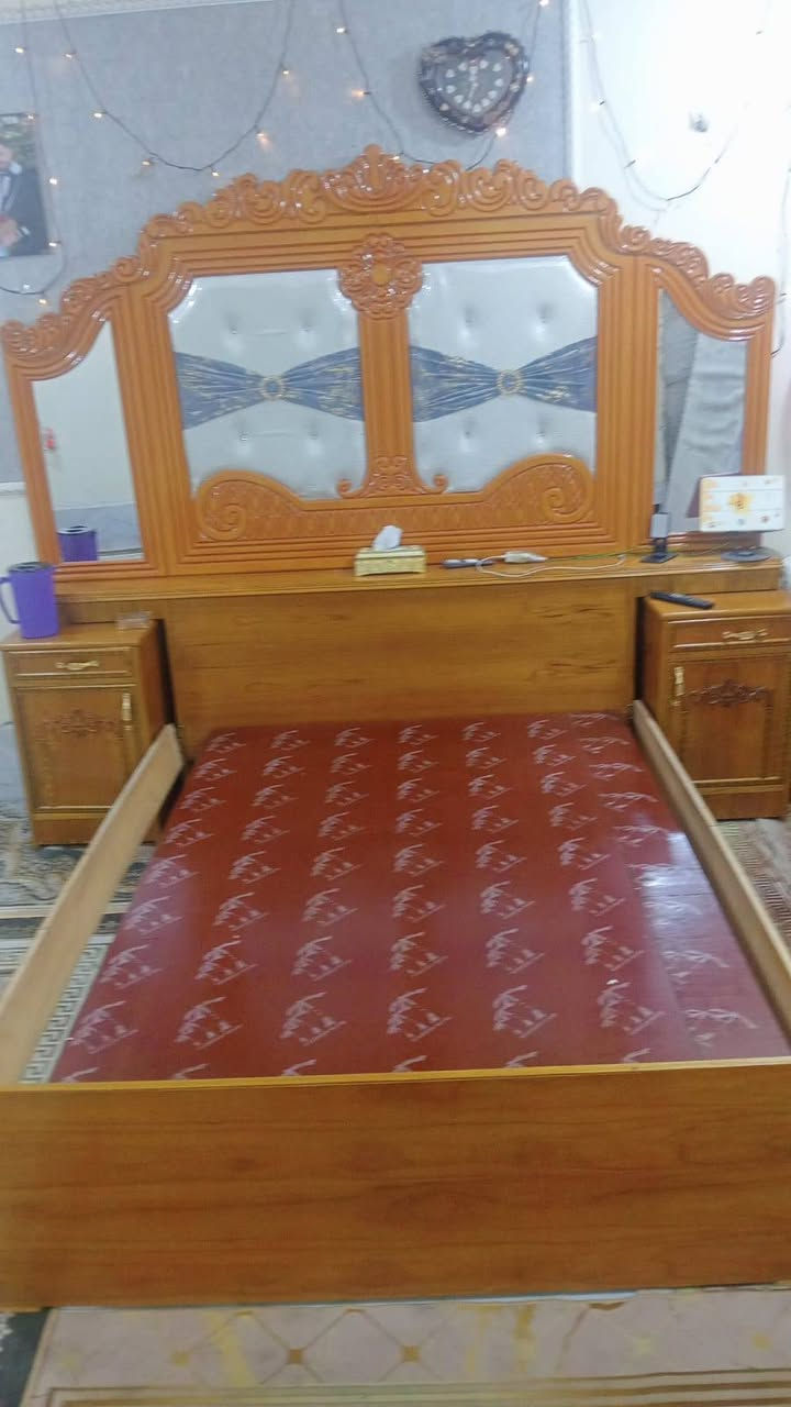 غرفه اخشاب استعمال قليل البنيه مشتريته مليون وستميه واتريدهه مليون واتلاثميه ومحتاجه وتريد اتبيعه حتى ما صار ٣ أشهر من ماخذته


**إذا كنت صاحب هذا الإعلان وتريد حذفه لأي سبب، رجاءا أرسل رسالة إلى الدعم الفني**