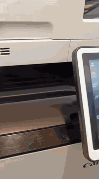 مكتبه كامله للبيع
كلشي ال بلمحل وياها 
متوفر بيه قرطاسيه كامله، هدايا، ورد اصطناعي، طابعه.رفوف ،سبلت. الباب
سعرها 12مليون 
ايجار المحل 175
العنوان حي التضحيه شارع الملعب لتواصل ***********
