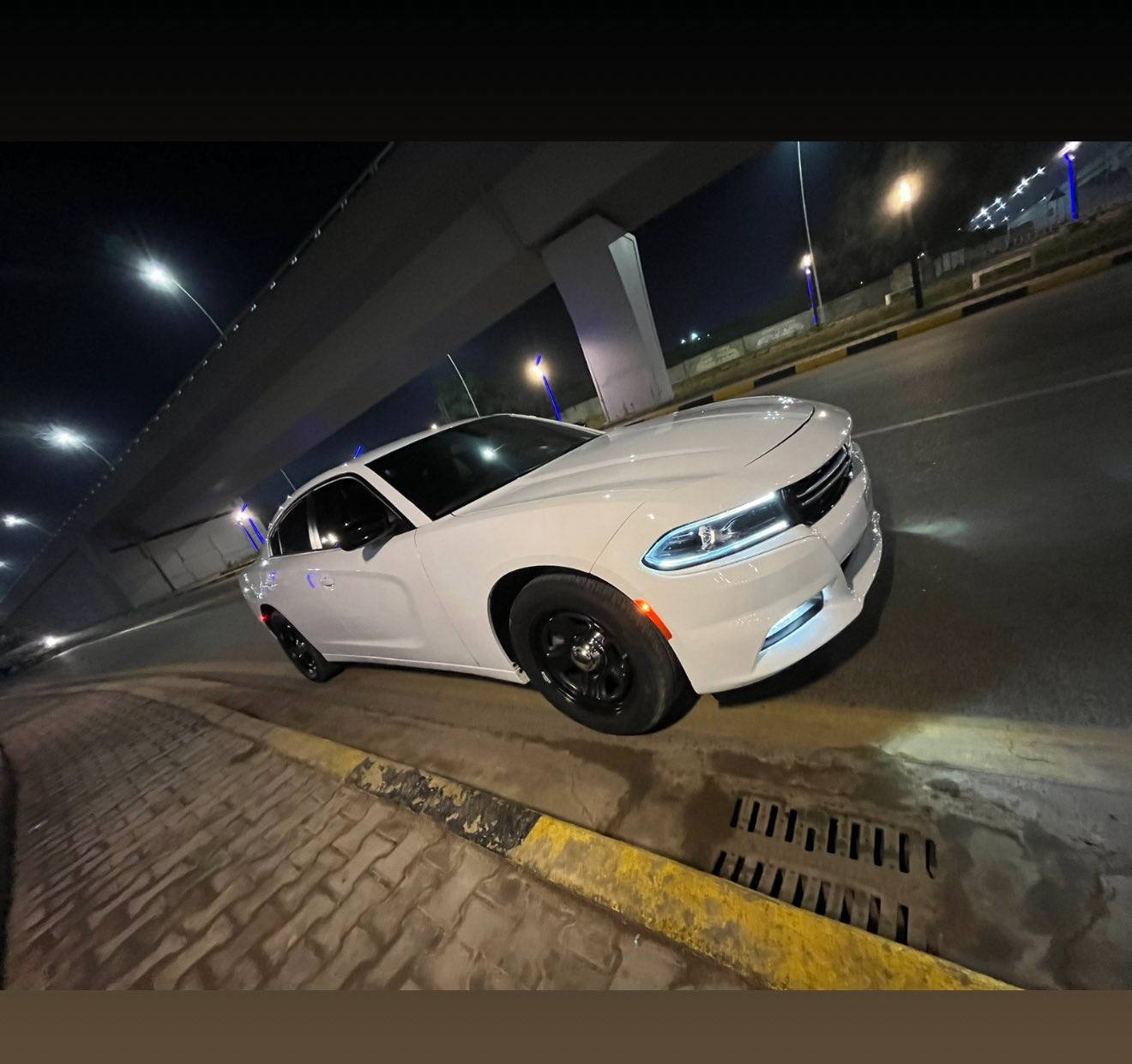 سلام عليكم چارجر مديل 23 اخر اصدار بوليسي  8 سلندر 5700.   مرقم بغداد جديد كامل هزه وسنويه تحول مباشر شرط. ماشي 18 الف بعده زيرو حادثه بل منشور  المكينه ما واصله الحادث شرط
مكان بغداد السعر 220$ وبيه مجال 
***********
