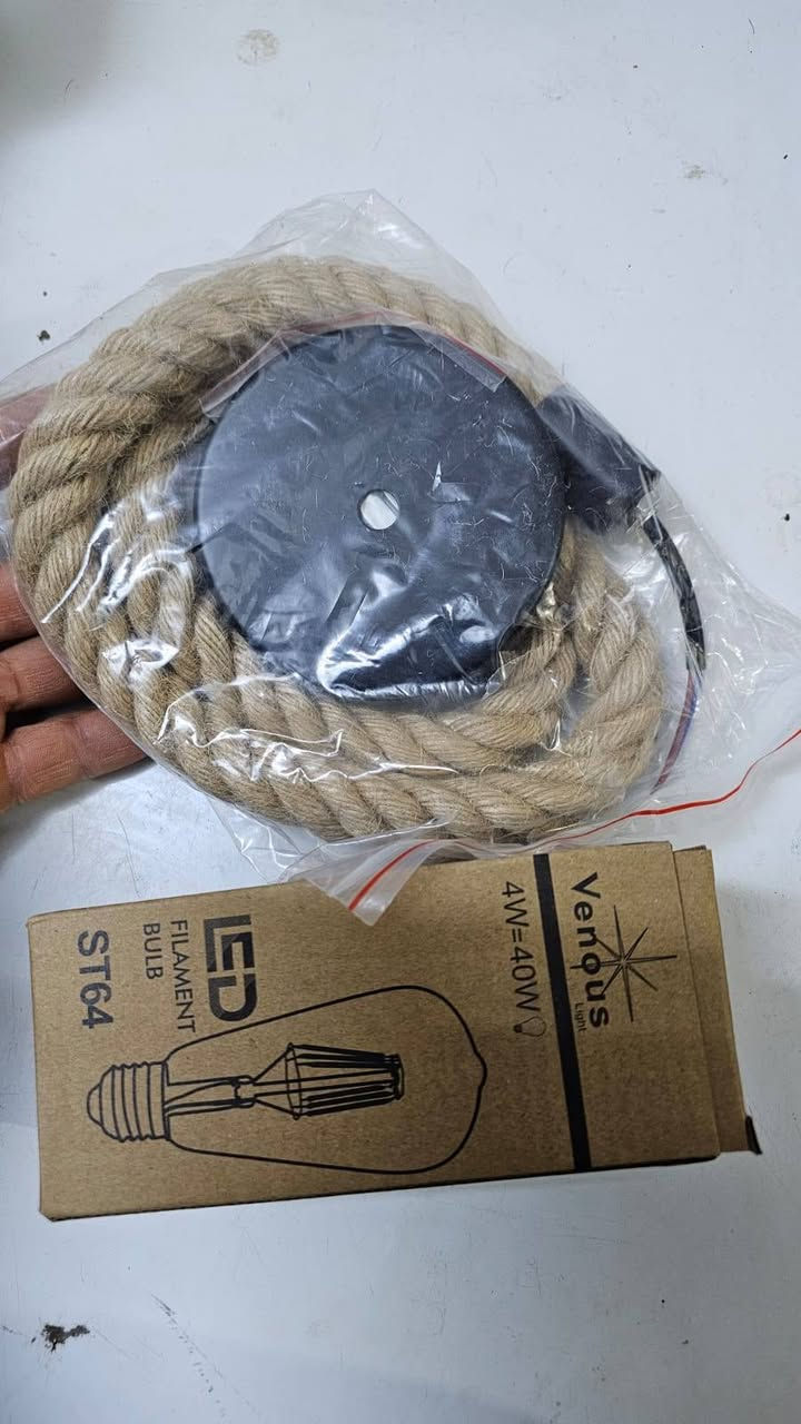 السلام عليكم .. مصباح ٤ واط =٤٠ واط المصباح عمرة طويل ومتوفر ومايصرف كهرباء ومابي حرارة المصباح يصلح للديكورات وغرف النوم والحدائق 
السعر ٥٠٠٠ والتوصيل داخل بلد ١٠٠٠ دينار واكثر من قطعه توصيل مجاني


**إذا كنت صاحب هذا الإعلان وتريد حذفه لأي سبب، رجاءا أرسل رسالة إلى الدعم الفني**