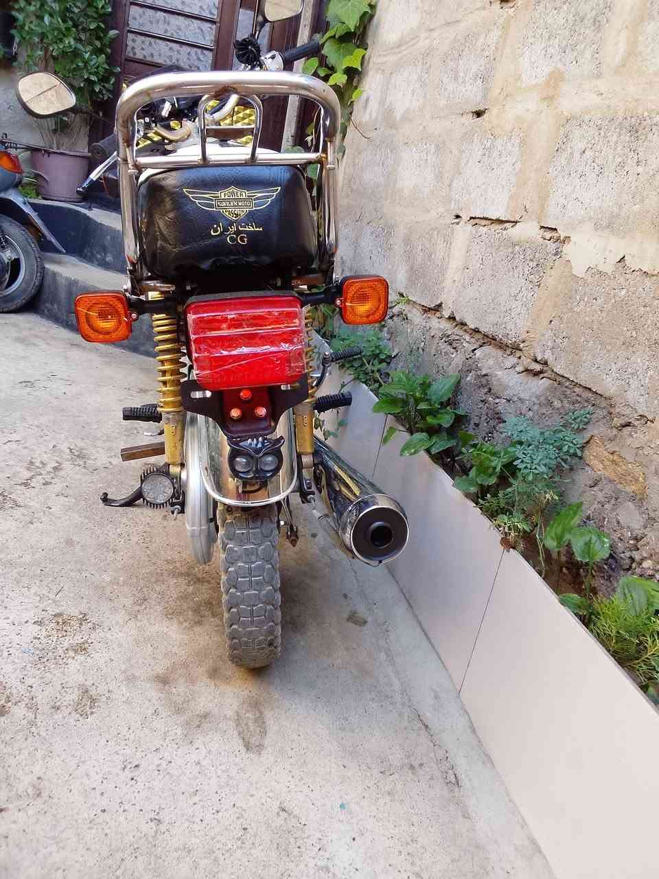 ماطور للبيع  سعر 350
للتواصل ***********
واتساب
