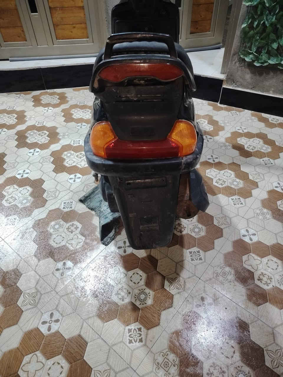 دراجه فراشه للبيع شغاله هندر وسلف كهربائيات ٢٥٠ ***********
