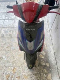 للبيع  دراجه شحن سكنس كوريا مار x للبيع 6 بطاريات كبار لايت زينون عالي...