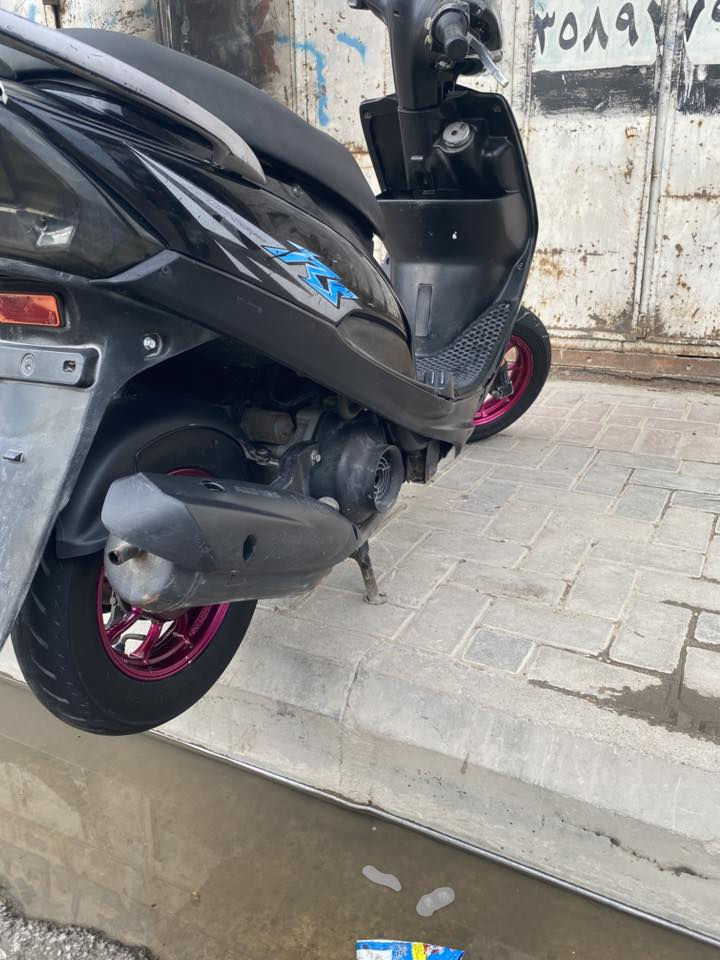 ماكس عدلة مال رمبة كلهة بلادي ختم واحد مكفولة الدراجة وبيهة تزويد ويل كب وصدر وملقط ويزاد بريك دراجة كلهة شغالة وبلادي سعر ٦٥٠  قفل مكان مدينة الصدر رقمي ***********
