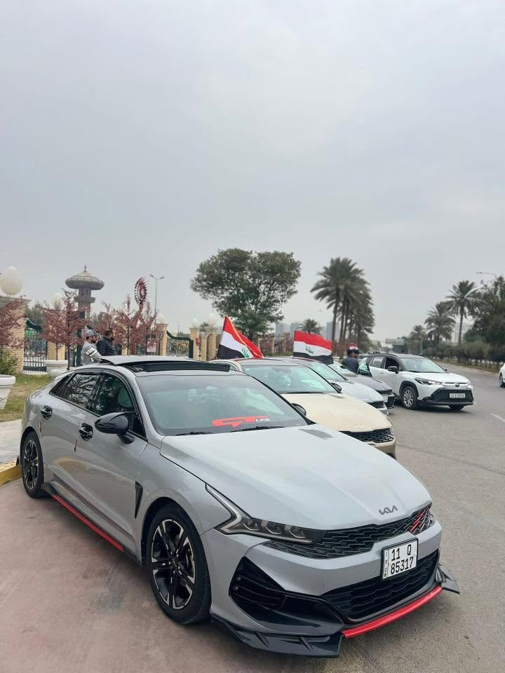 السلام عليكم 
k5جيتي لاين
موديل 23
رقم بغداد بّــ اسمي 
محرك 1600 تيربو
ماشيه 66 ميل وقابل للزياده
مواصفات الجيتي لاين معروفه
 داخل احمر
بنوراما
كشنات جلد
بصمه ابواب وتشغل+ تشغل عن بعد
رادار امامي (نقص)
وخلفي 
وجوانب
حادث السياره جاملغ سكن مبدل ومصبوغ
وشبرين بلبنيد معدل وداير البنيد مصبوغ
بدون ايرباك وبدون دواخل 
بيها ملاحضتين هنا صارن يمي بّــ العراق
اصبع بّــ الجاملغ مال السايق وعدلت pdr
وعلى كد اربع اصابع بّــ الجنطه هم عدلتهن pdr
وعندي تصوير قبل وبعد التعديل
السياره جاهزه ومابيها نقص اي شي 
مكان السياره بغداد / 
سعرها 190وبيها مجال

***********

