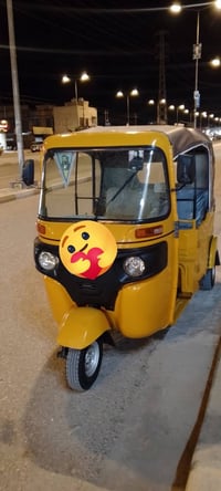 تكتك 22شهر3 مكينه مكفوله الكشره شوف رقم وسنويه07716680418