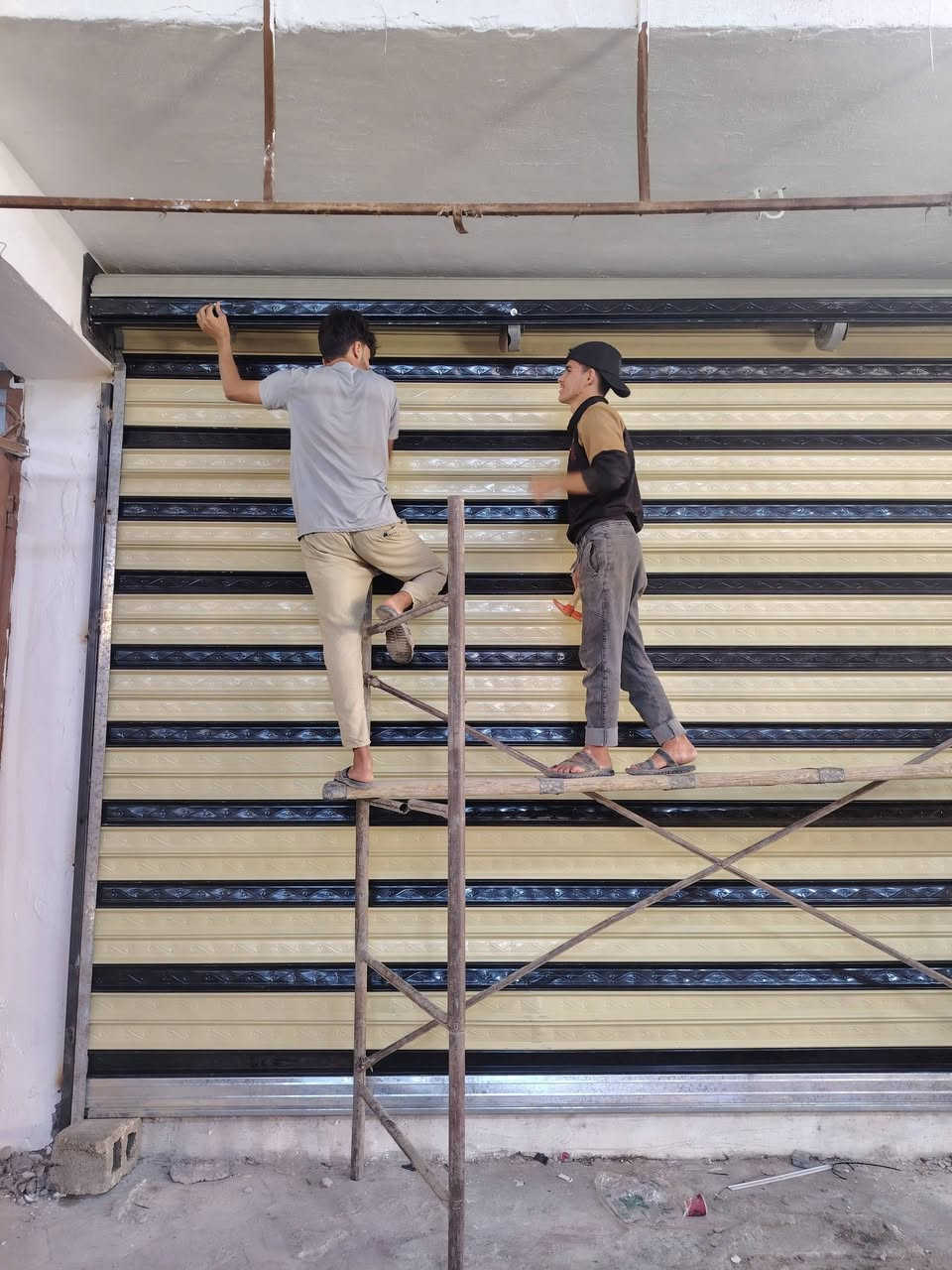 لدينا ورشت حدتده مع تصنيع بوب كبنك لحجز ولستفسار تواصل ***********
