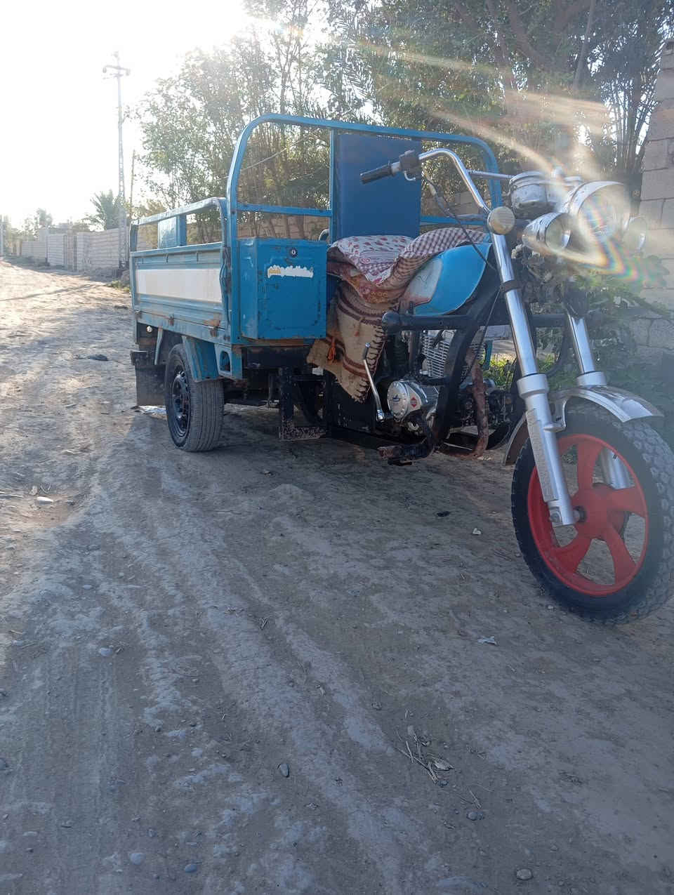 سلام عليكم ستوتة البيع مويدل 20مكينة بل صندوك بيه صدر جديد كلة جديد عايزه كهربائيات فقط أوراق كامل اي نقص مابيه شراي ينتصل ***********مكاني ديالى منصورية الجبل
